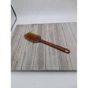 Vintage ULTRATEMP Amber Hard Sturdy Non-Bendable Spatula Scraper Utensil 2107